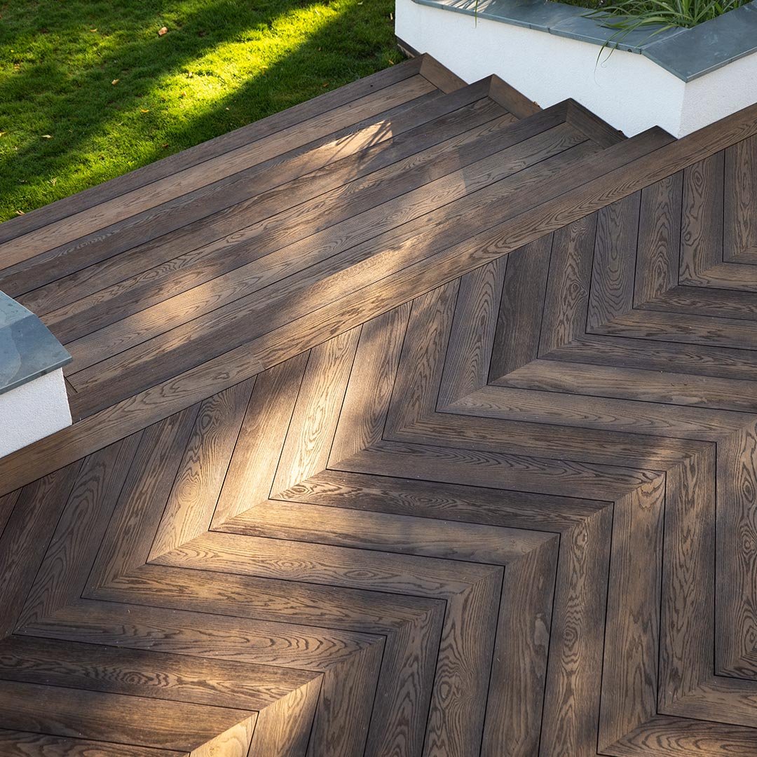 antique-oak-composite-decking-chevron-12-1